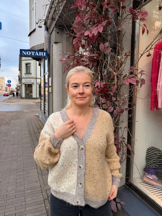 Kardigans ar stikla pērlītēm Bēšs Universāls izmērs